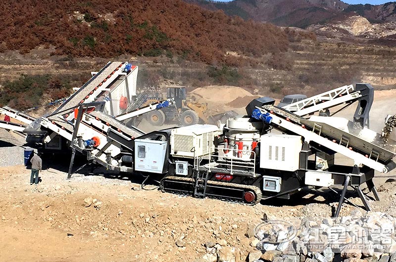 移動破碎機作業(yè)現場